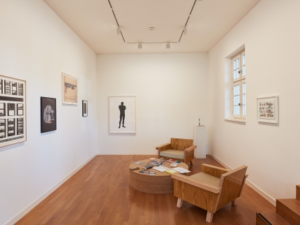 Ausstellungsansicht, Pickpocket