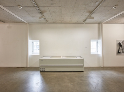 Ausstellungsansicht, All the time that came before this moment
