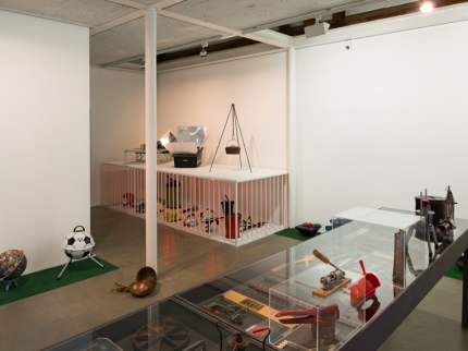 Ausstellungsansicht, Grill-Art