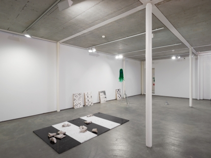 Ausstellungsansicht, ambivalence of dawn